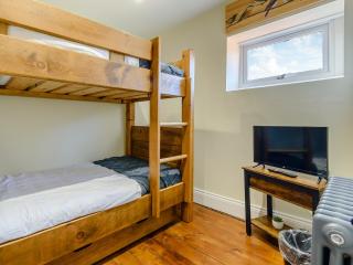 Hidden Winds Cottage - 2