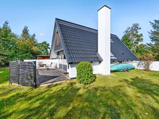 Holiday Home Indira - 500m from the sea by Interhome - 6