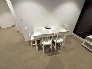 LvL 40 Skyline 2BR Balcony Epic Melbourne Views Free Parking - 2