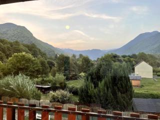 3 Bed - Sleeps 6 - Pets - Mountain Views - 6