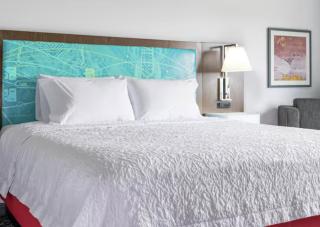 Hampton Inn Manitowoc - 6