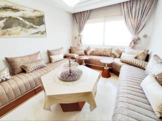 Perfect Stay Near Seafront with Beautiful City View - Casablanca - 3