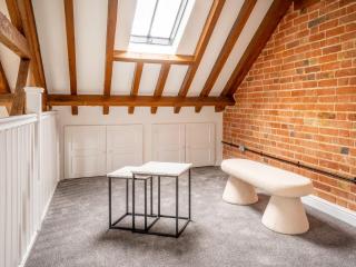 Pam's Place - Uk50583 - 6