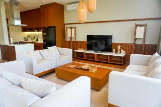 Villa Cana In the Heart of Canggu - By Aroha Holiday Homes - 5