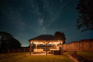 4 Bed in Woolfardisworthy oc-s32421 - 9