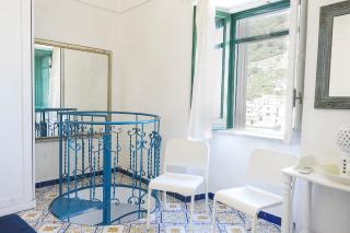 FRANCESCA'S HOUSE - 2