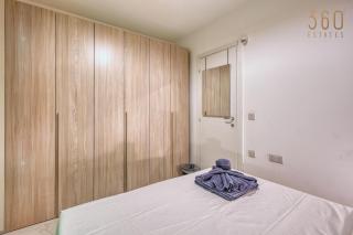 SunSoaked Msida Penthouses with Hot Tub, WIFI & AC by 360 Estates - 3