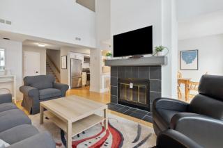 Slopeside Ski In Ski Out Second Floor Condo - 9