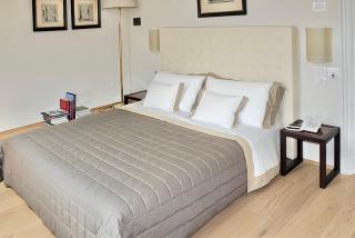 GOLDEN LUXE Four Seasons Penthouse Duomo View Garden and Parking - 3