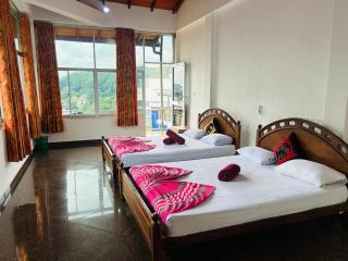 Kandy IVY Banks Lake View Resort - 6