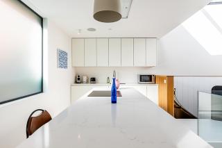 Stylish Townhouse by Primrose Hill - 3