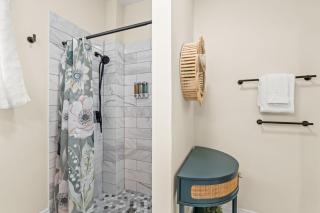 Hygge High Point by Rather Be Properties - 9