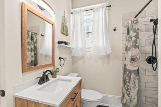 Hygge High Point by Rather Be Properties - 6