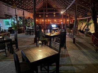 IN Lanka Hotel & Restaurant - 9