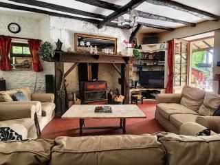 Restored Farmhouse for10 persons with Pool & Airco - 2