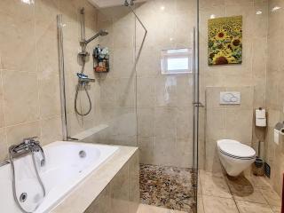 Restored Farmhouse for10 persons with Pool & Airco - 5