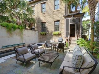 Southern Elegance Main House - 5
