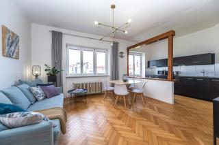 Spacious central apartment in the heart of Smichov - 7