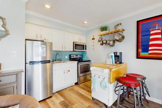 Gentle Winds East A2 - 3