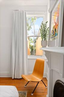 Station House - Victorian Charm amid Newtown Energy - 2