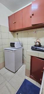 Sunshine Apartments - 8