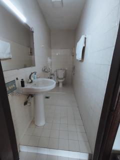 HillTop Hotel - 4