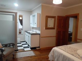 Sandstone Chameleon Guest House - 5