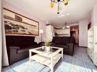 Click&Guest - Radiant Home with Sea Views - 2