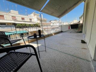 Stylish 2-Bedroom Apartment with Terrace - 7