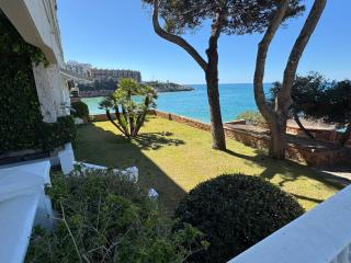 Piso Castell con vistas al mar, piscina en la primera linea - 9