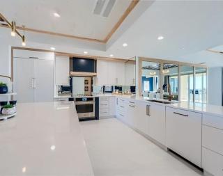 Marco Island Coastal Retreat - 3