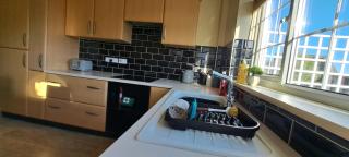 Sizeable 4 bed property on Huntingdon Ring road - 3