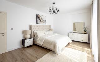 Stylish 2-Bedroom Apartment with Marina View JBR - 1