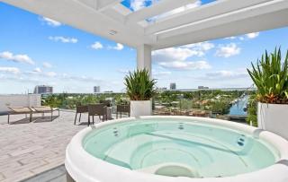 Ultimate Entertainers Penthouse - 3