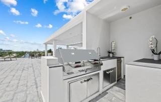 Ultimate Entertainers Penthouse - 7