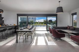 New! Luxury Villa Alta - 50 m 2 heated pool - 7