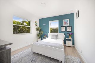 Pura Vida Villa Miami Luxury Stay Pool & Hot Tub - 3