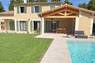 Villa dans les Alpilles avec piscine et jardin - 7