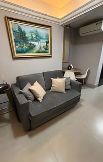 Downtown - close to everything! Up to 5 people in comfort - 7