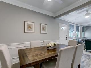 Beachside Villa Unit 3 - 5