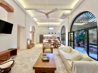by Calamari Homes - El Porvenir 206 walled city - 9