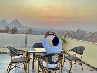 Five Pyramids Peaks View - 9