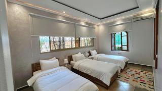 Villa familiale avec piscine privée, jardin spacieux et vue Atlas - Marrakech - 3