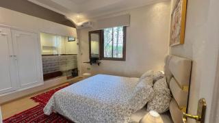 Villa familiale avec piscine privée, jardin spacieux et vue Atlas - Marrakech - 5