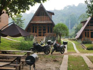Ban Kaew Mo Ra Glamping & Restaurant - 9