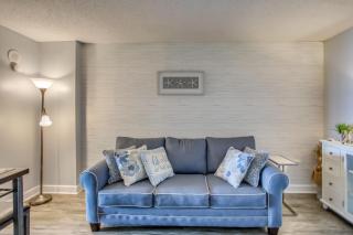 Breezy Myrtle Beach Condo with Balcony and Views! - Myrtle Beach - 7