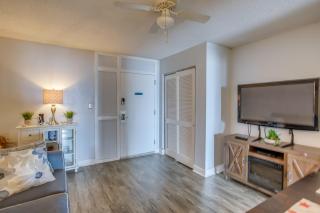 Breezy Myrtle Beach Condo with Balcony and Views! - Myrtle Beach - 5