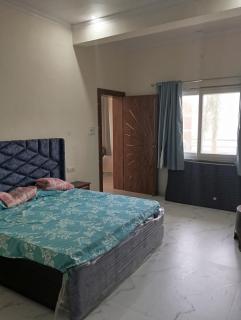 Geeta Villa Vrindavan - 4