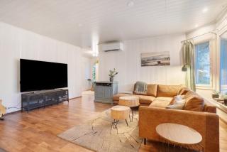 Aurora Forest Villa, Private Sauna By Lapland Host - 6