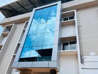 Collection O Aluva Kinfra Hi-Tech Park - 2